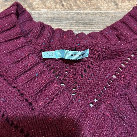 Maurices, Size Large, Maroon V-Neck Short Sleeve Sweater - Picture 2 of 5